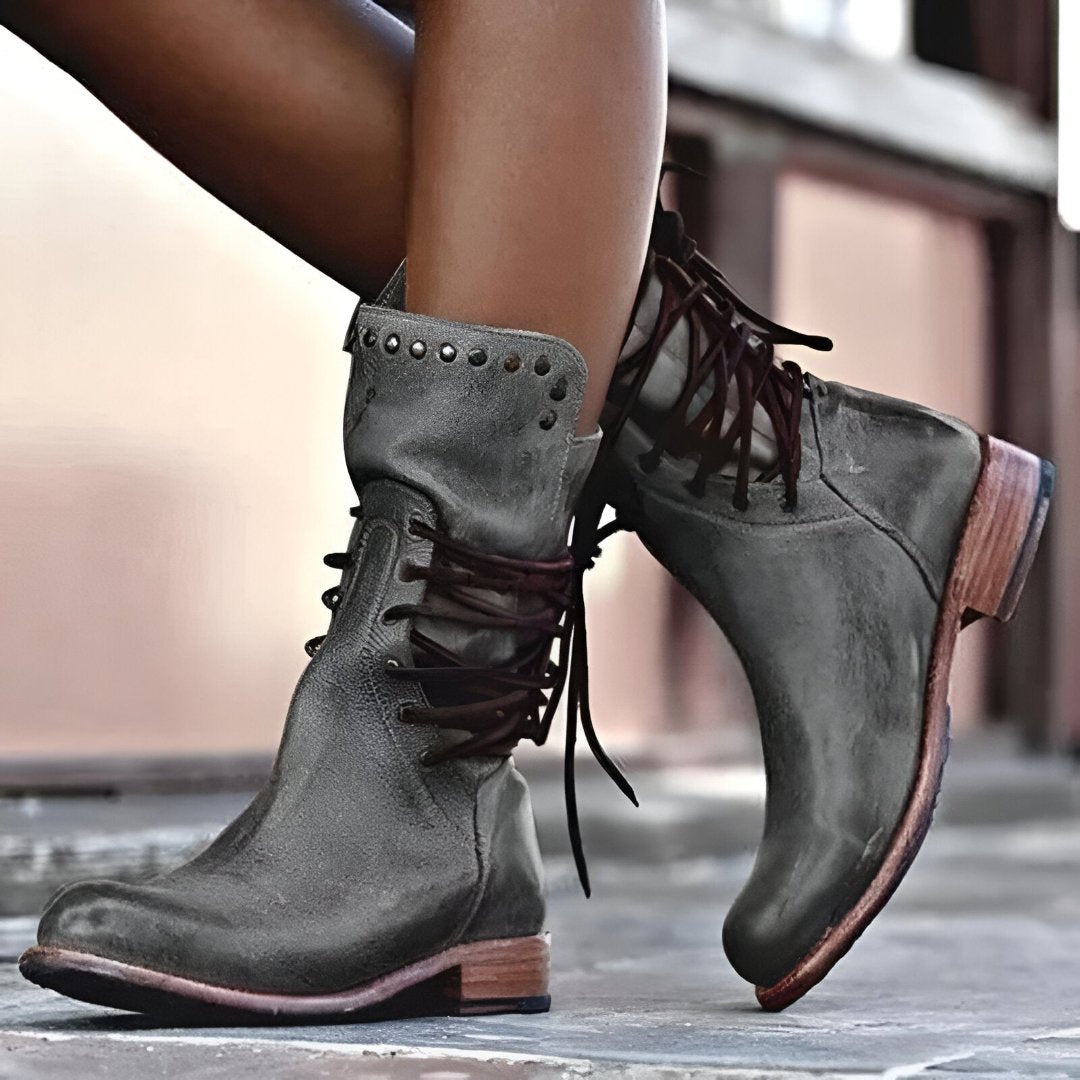 Olivia™ | Botas de piel con cordones